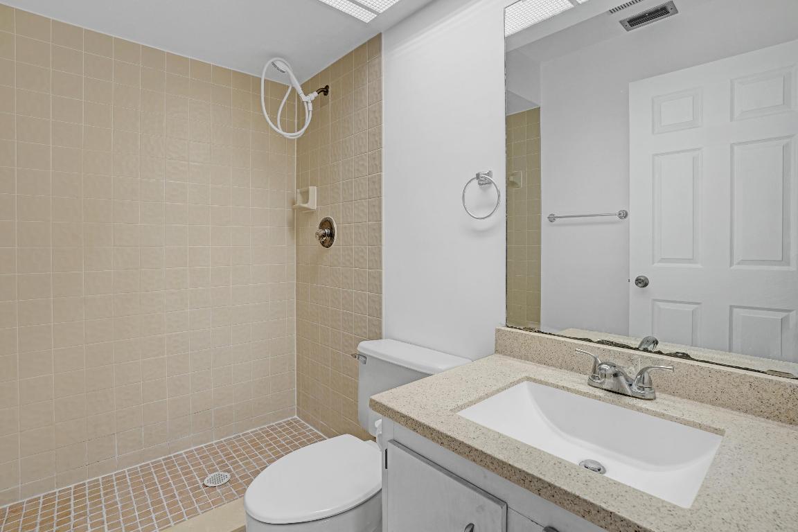 JAMESTOWN AT HERITAGE RIDGE - Residential