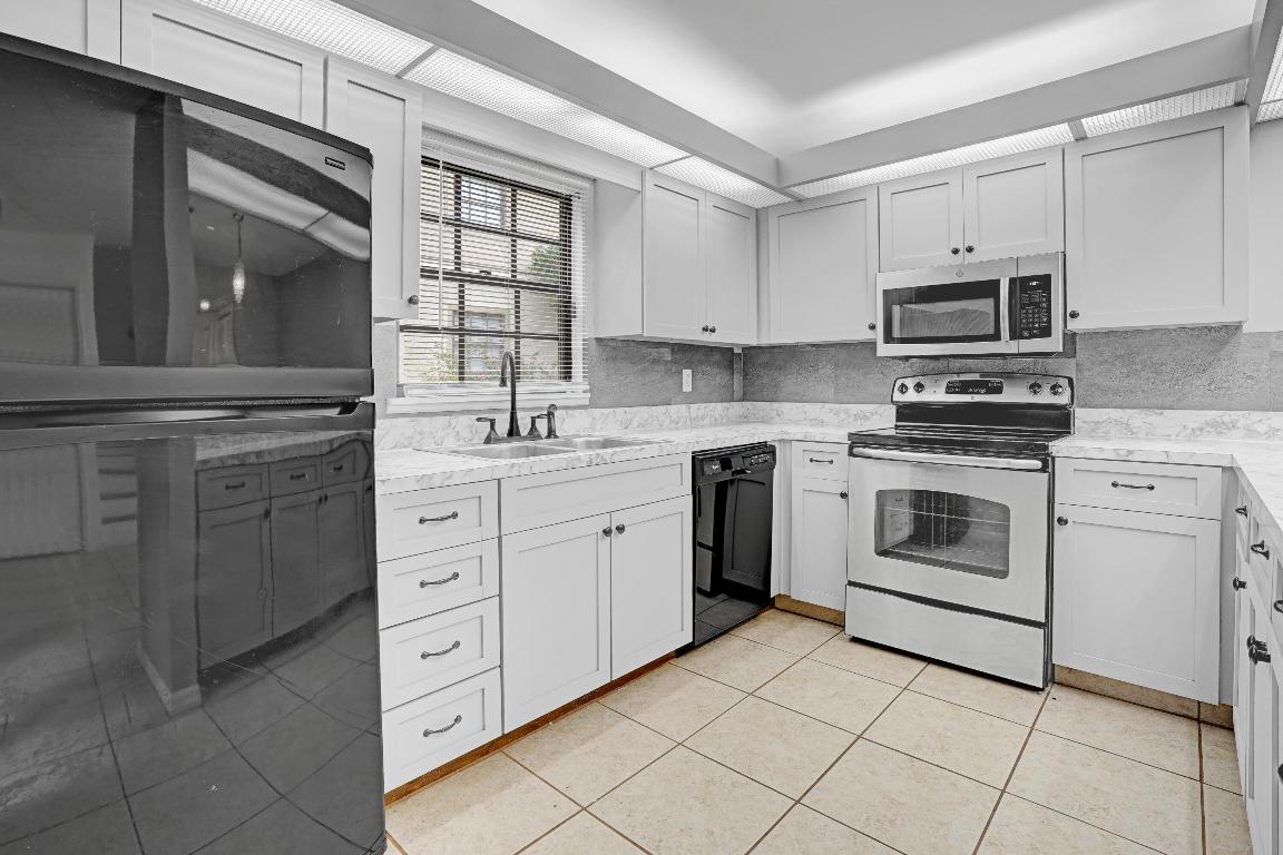 JAMESTOWN AT HERITAGE RIDGE - Residential