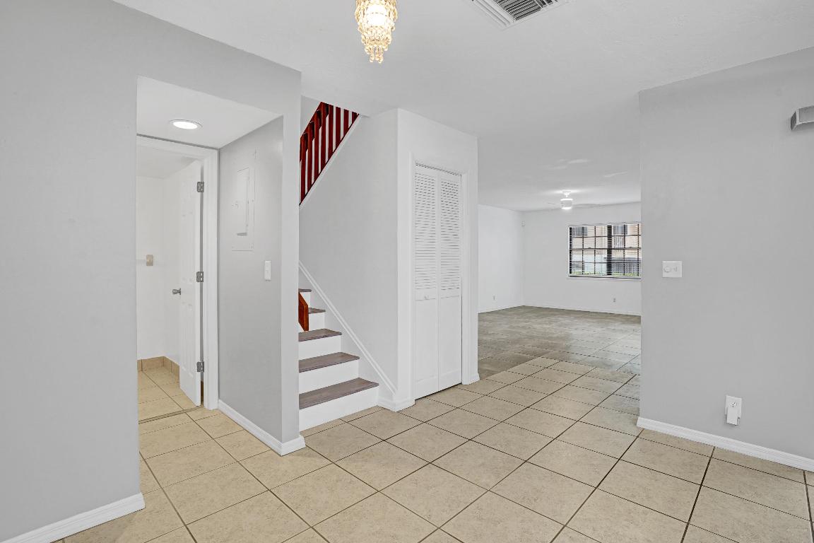 JAMESTOWN AT HERITAGE RIDGE - Residential