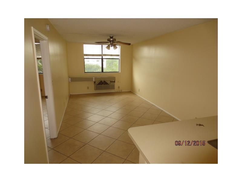 TOWER CLUB - Residential