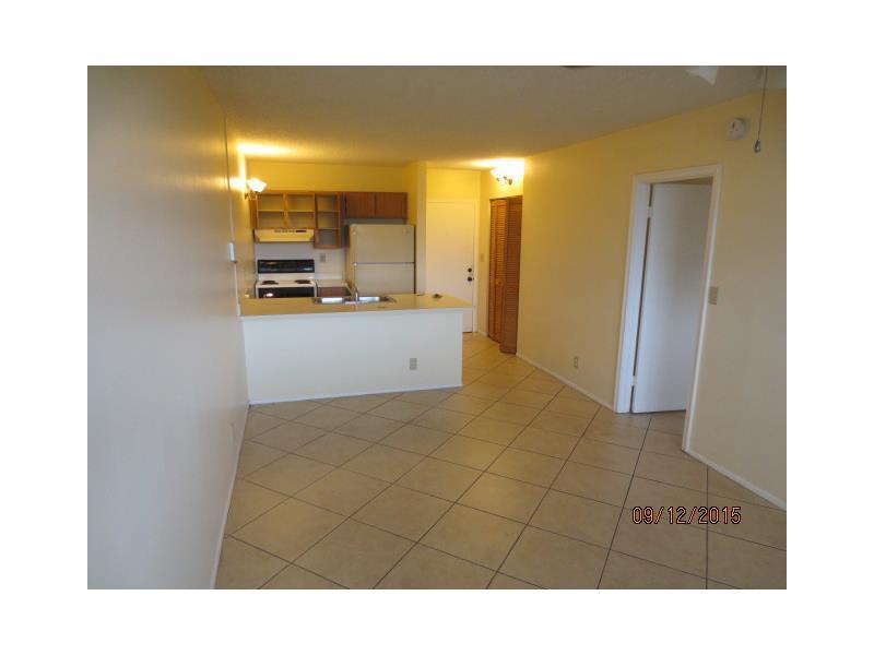 TOWER CLUB - Residential