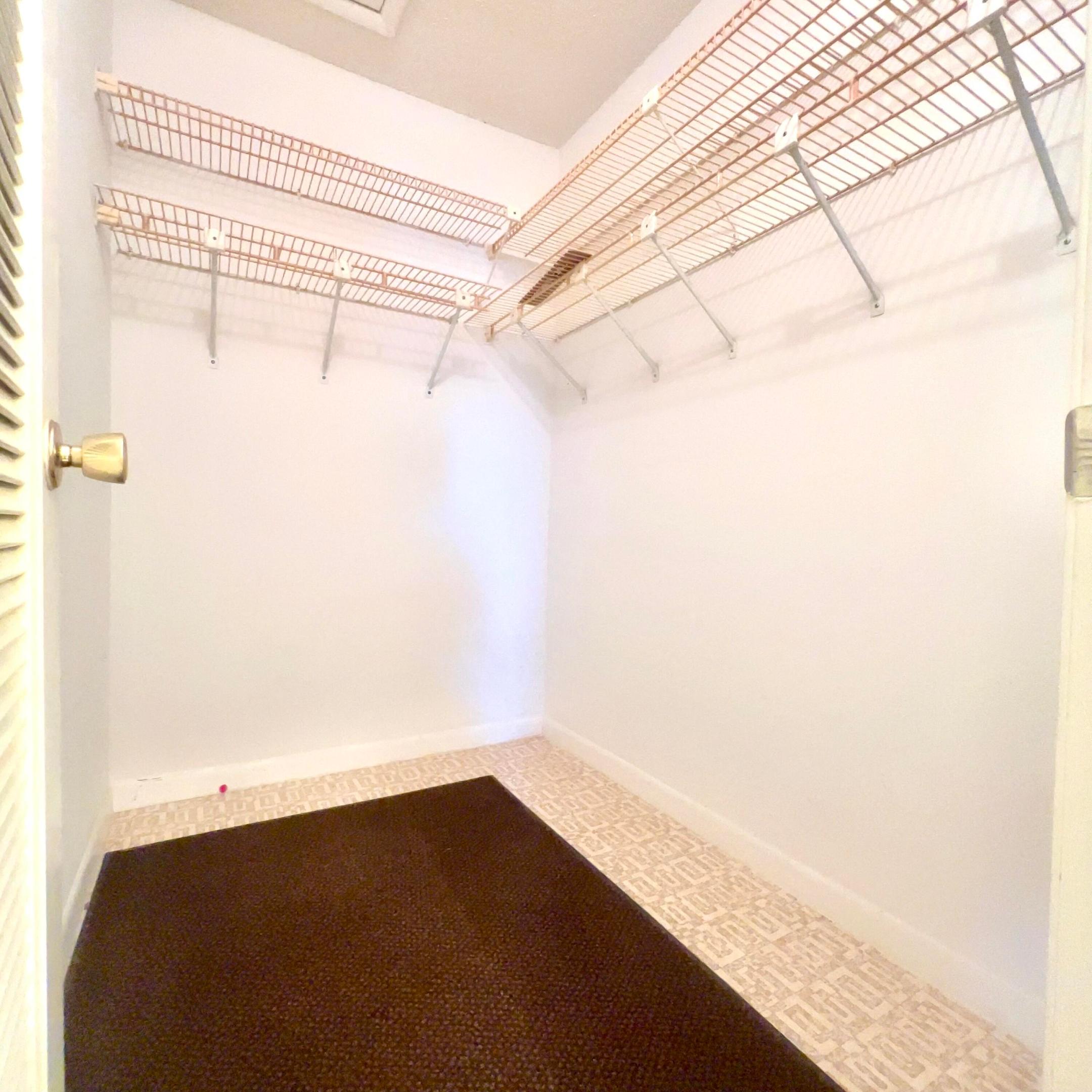 HIGH POINT OF FORT PIERCE CONDOMINIUM SECTION 1 - Residential