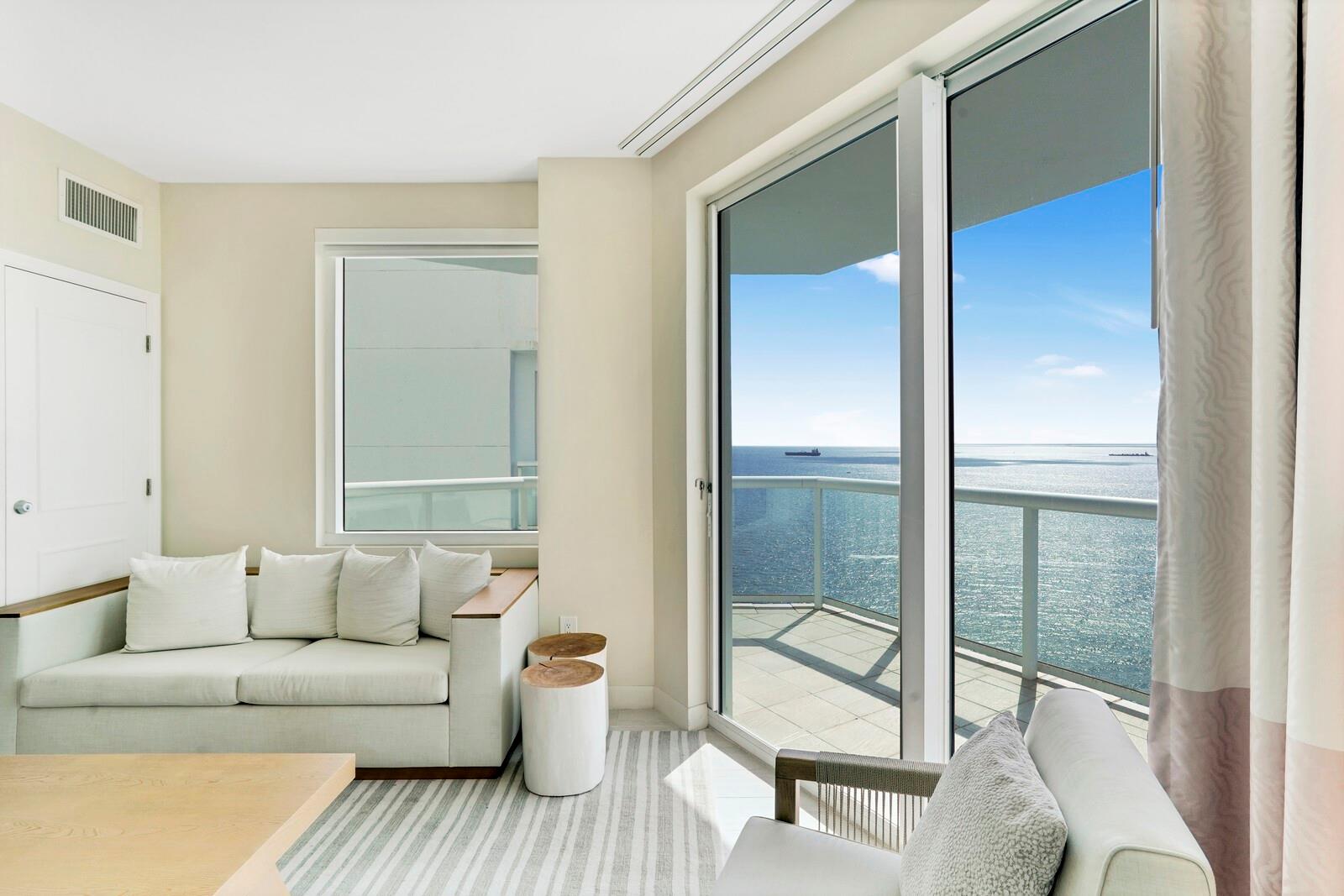 HILTON CLUB Q RESIDENCES - Residential