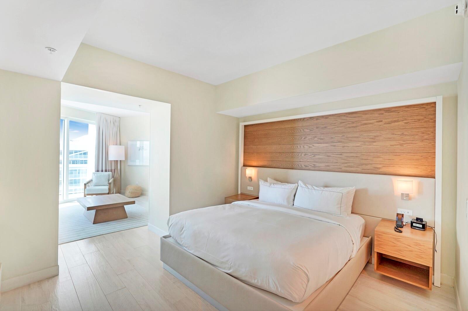 HILTON CLUB Q RESIDENCES - Residential