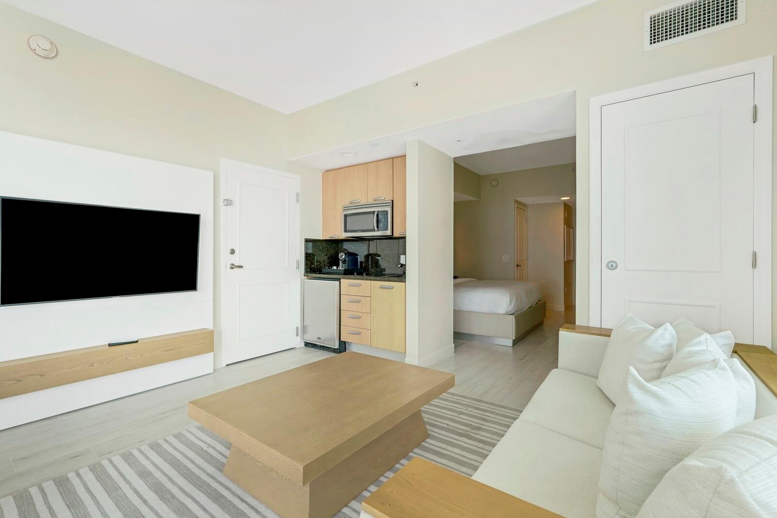 HILTON CLUB Q RESIDENCES - Residential