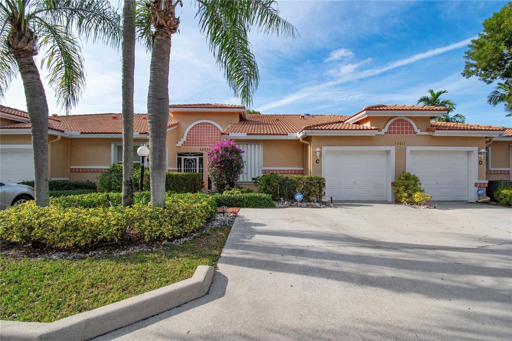 Photo of 12611 Crystal Pointe Drive #C, Boynton Beach, FL 33437 (MLS # F10539788)