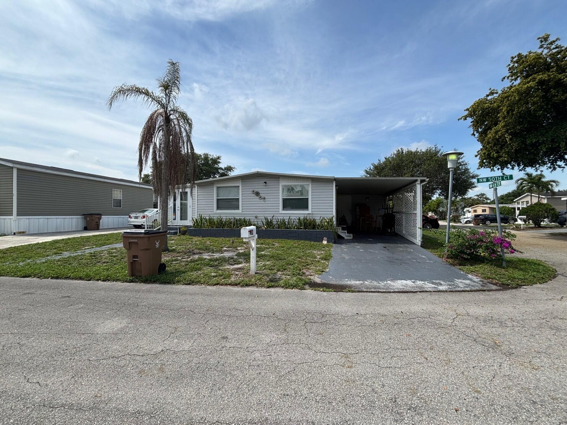 402 NW 50th Court, Deerfield Beach, FL, 33064/$129,000 3 402 NW 50th Court
