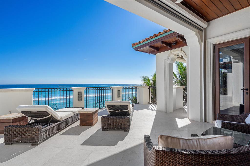 VILLAS AT HIGHLAND BEACH CONDO - Residential