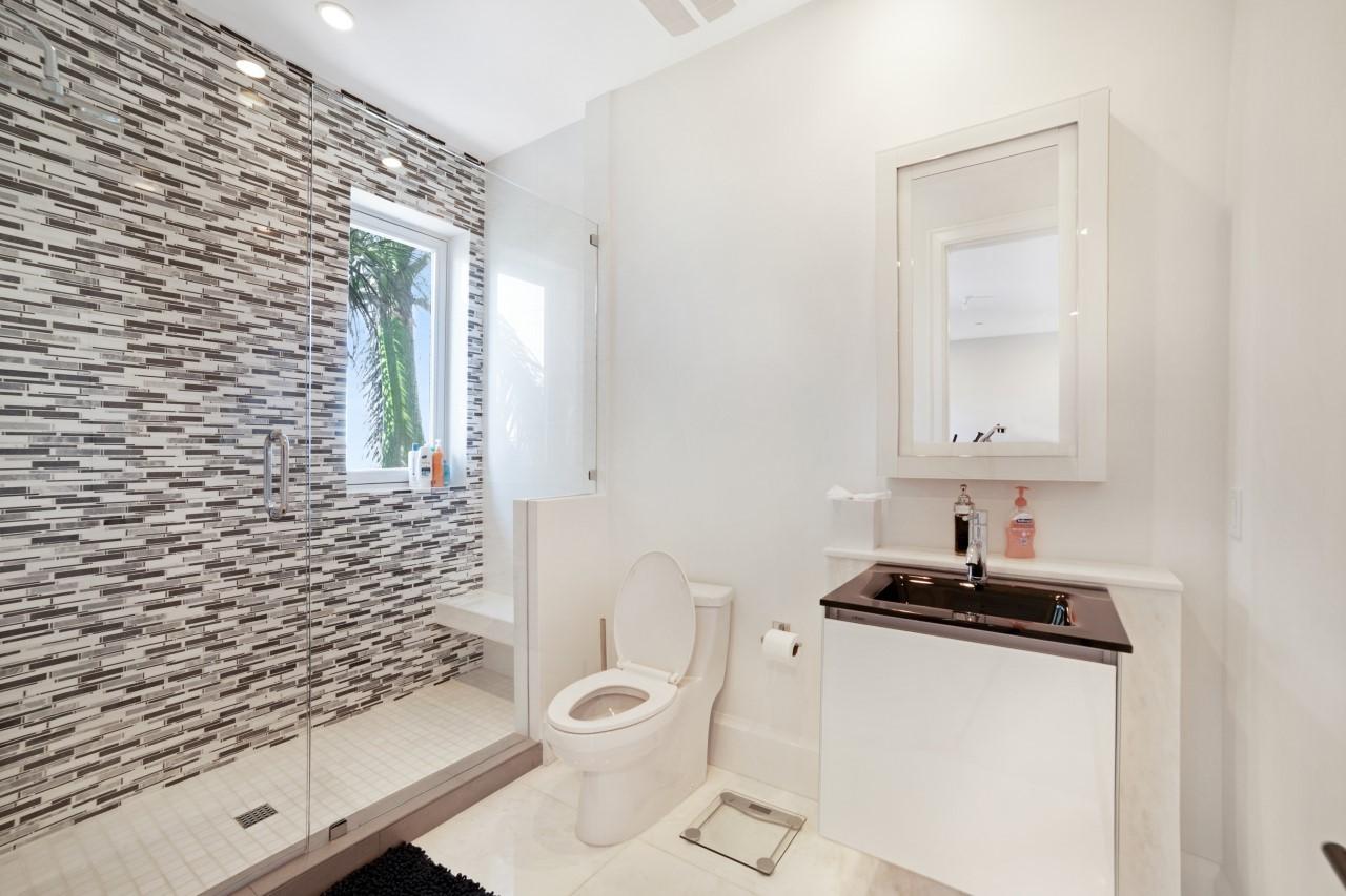 VILLAS AT HIGHLAND BEACH CONDO - Residential