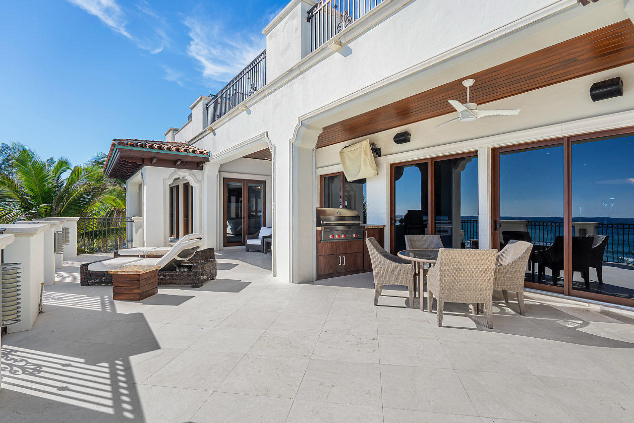 VILLAS AT HIGHLAND BEACH CONDO - Residential