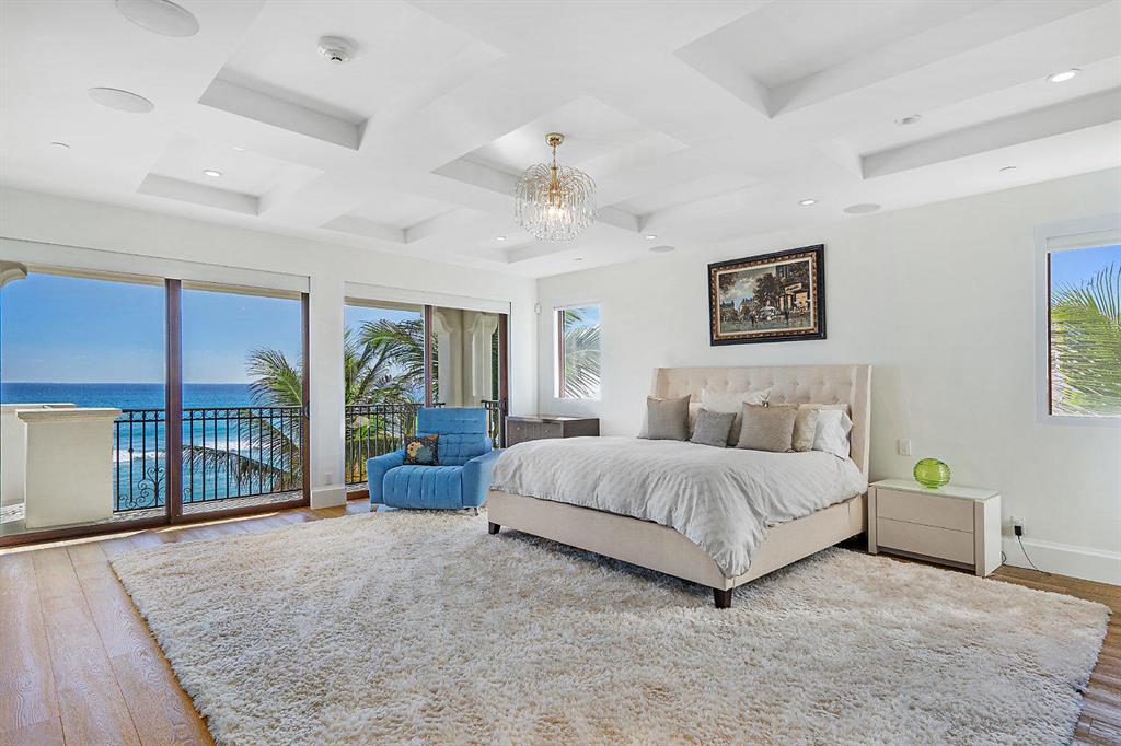 VILLAS AT HIGHLAND BEACH CONDO - Residential