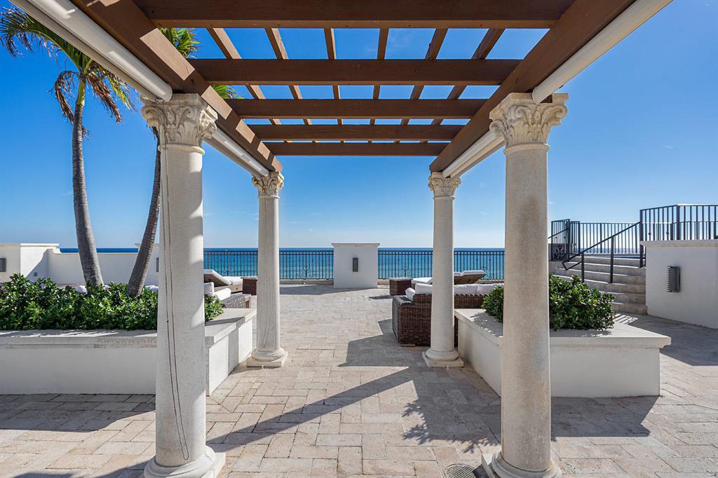 VILLAS AT HIGHLAND BEACH CONDO - Residential