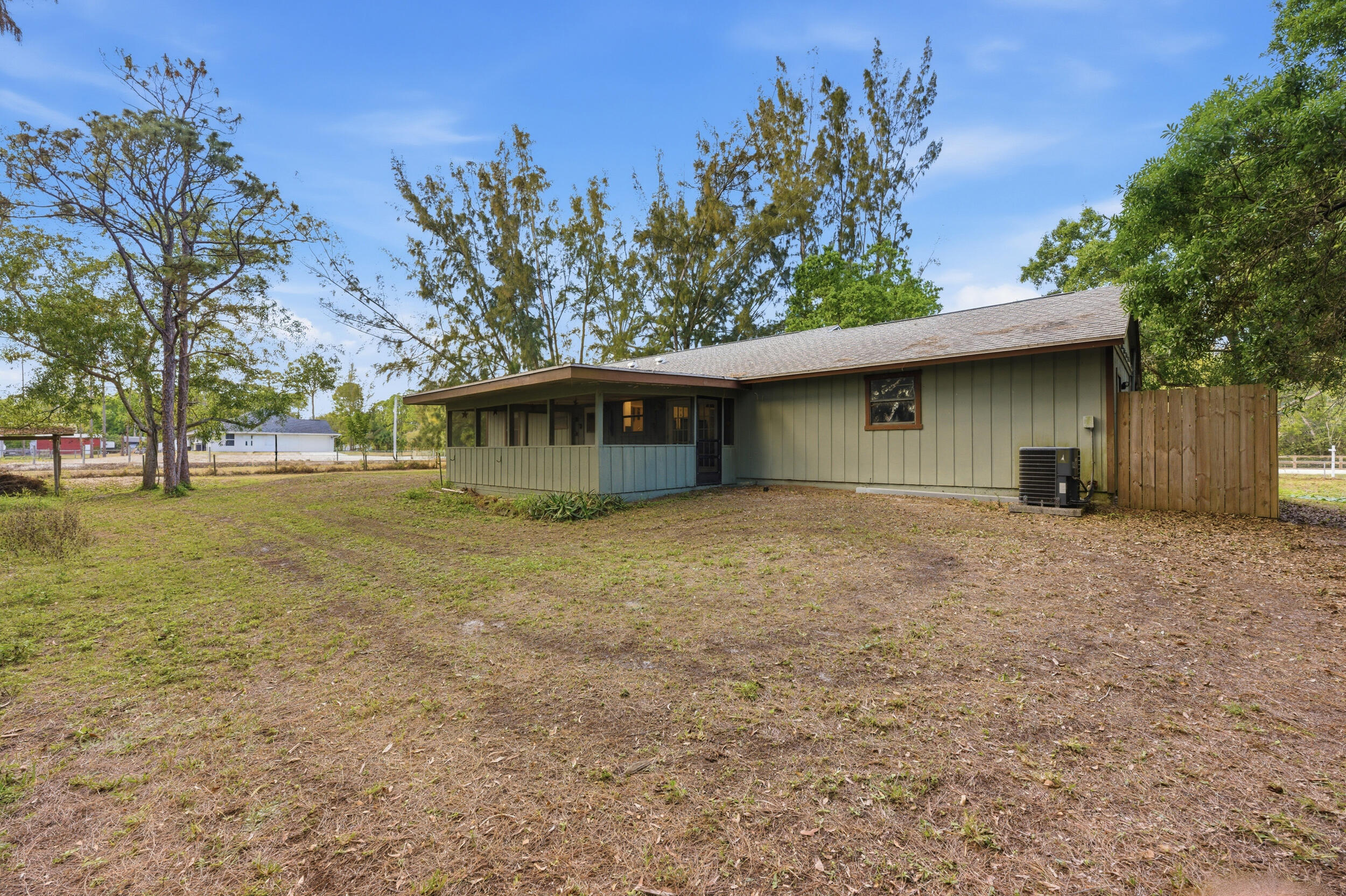 ACREAGE - Residential