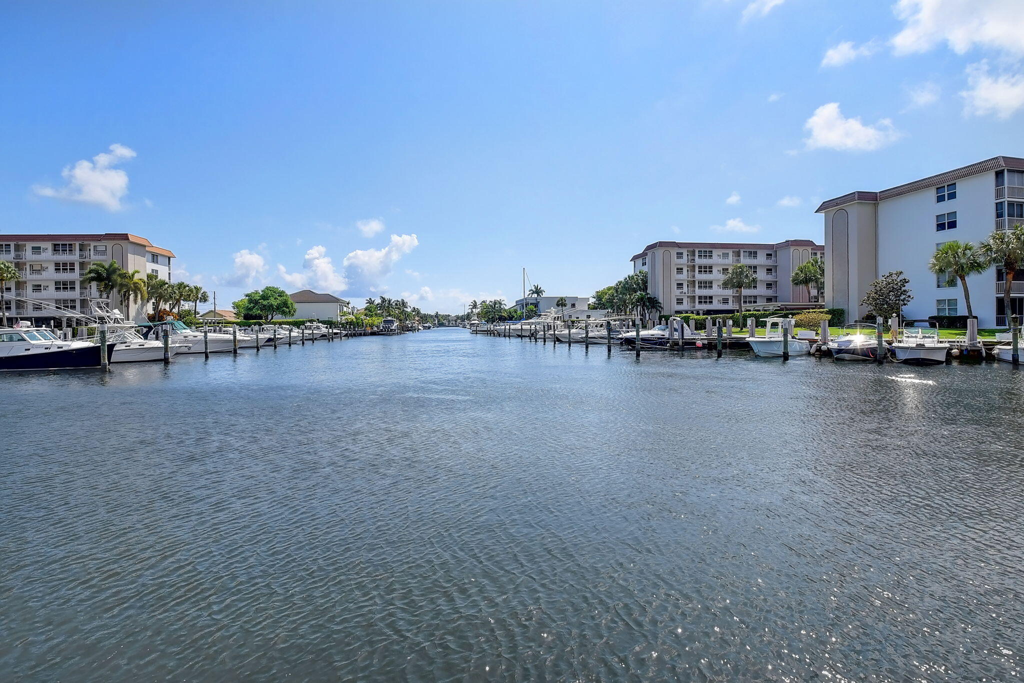 TROPIC BAY CONDOS & MARINA. - Residential