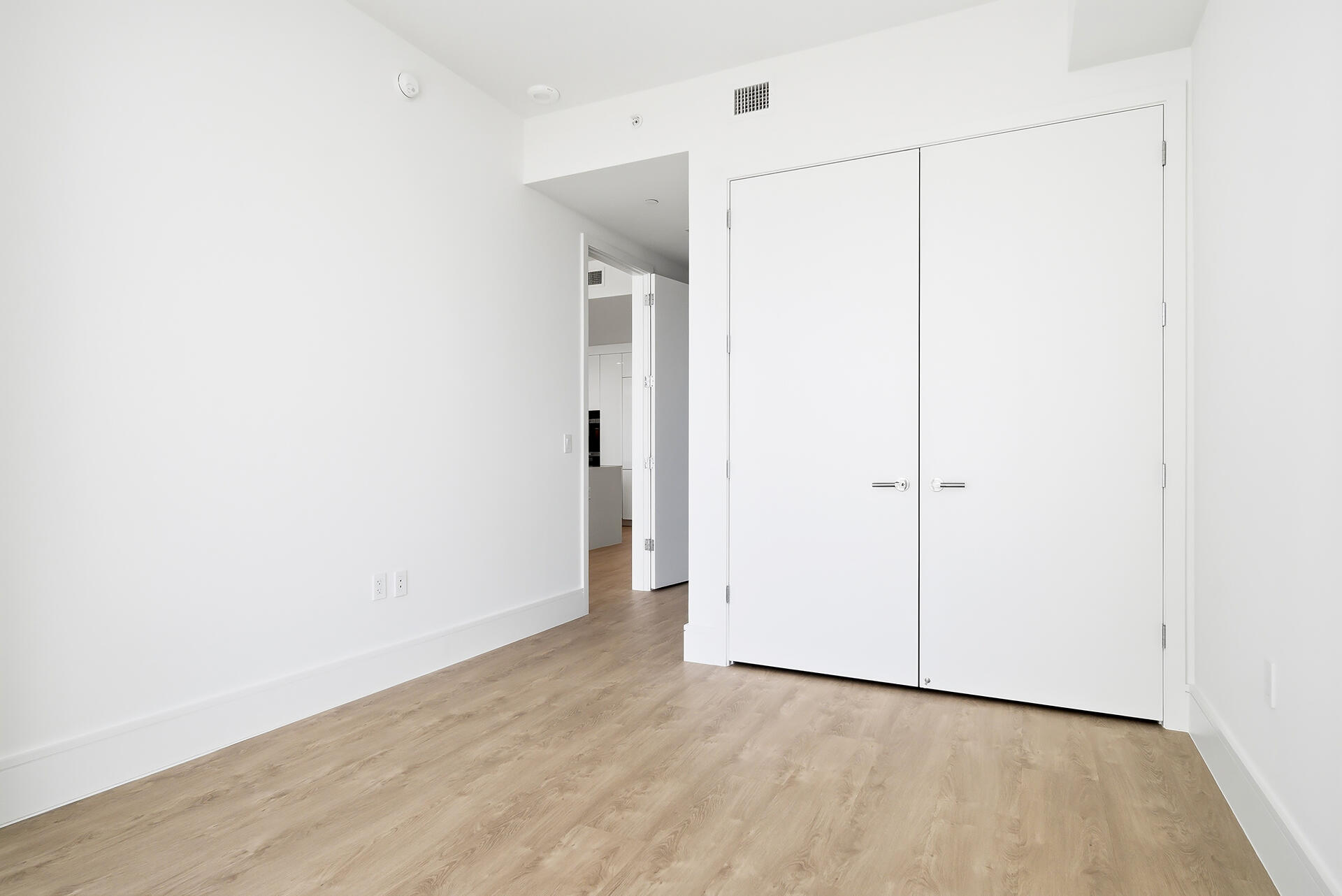 NAUTILUS 220 CONDO - Residential Lease