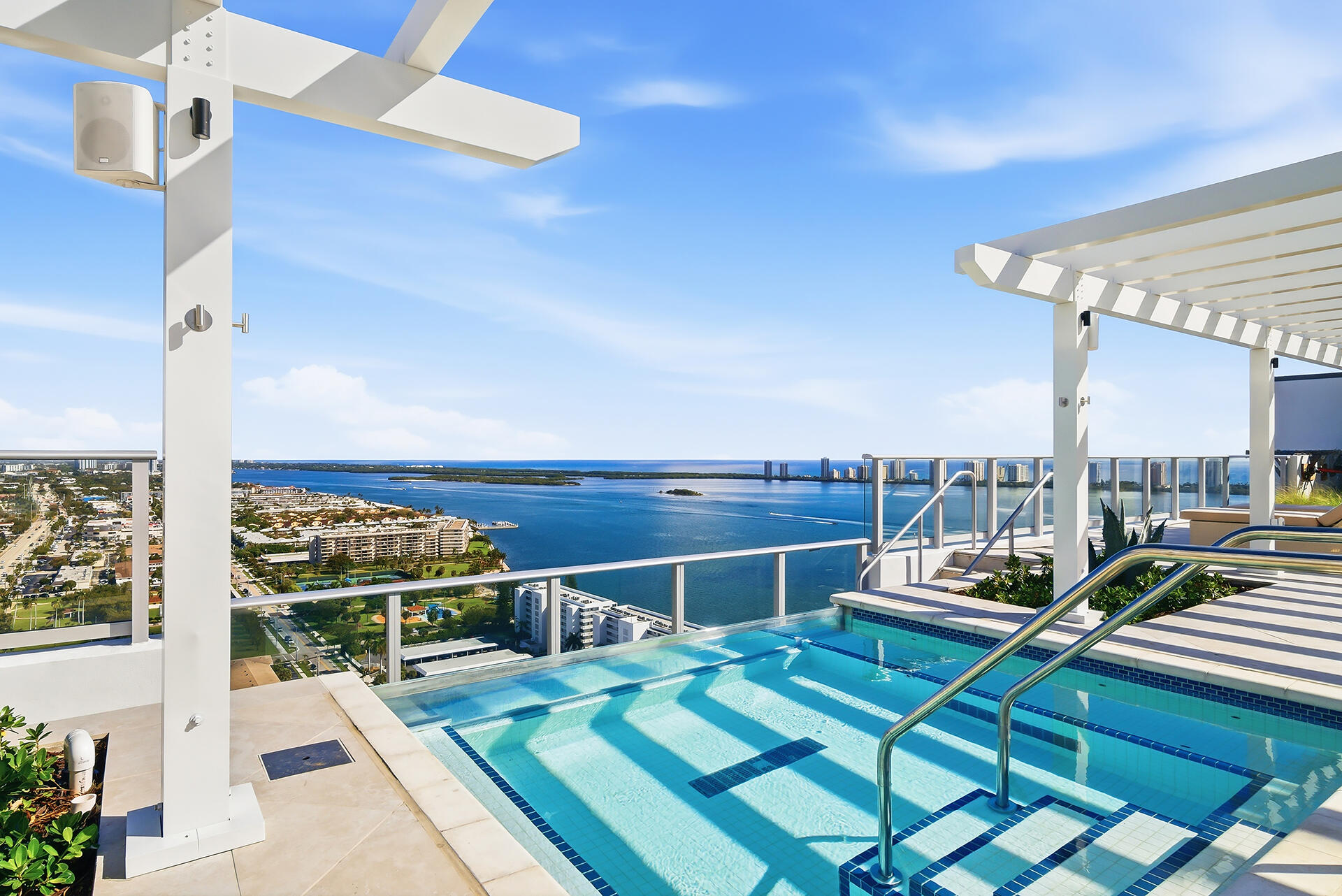 NAUTILUS 220 CONDO - Residential Lease