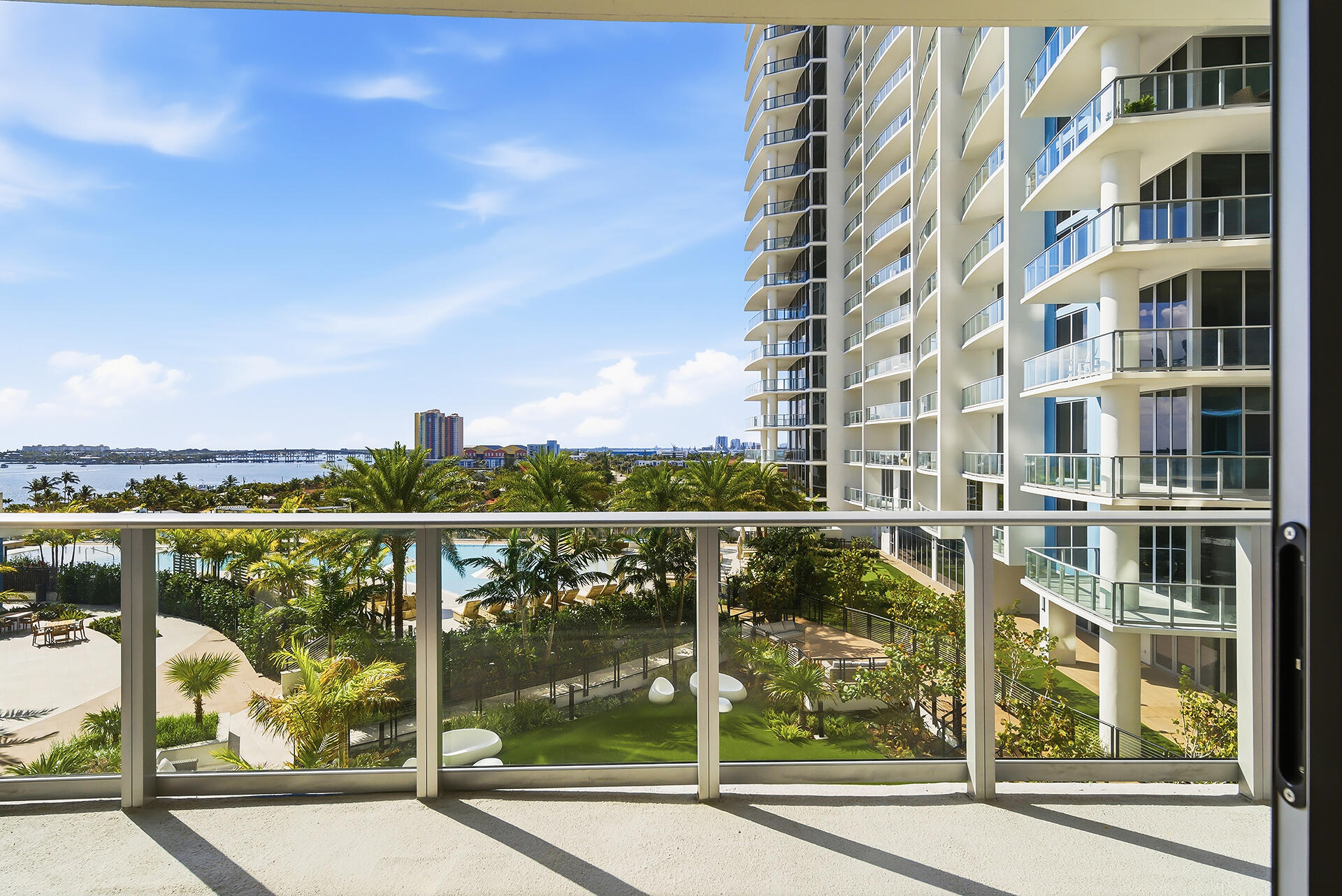 NAUTILUS 220 CONDO - Residential Lease