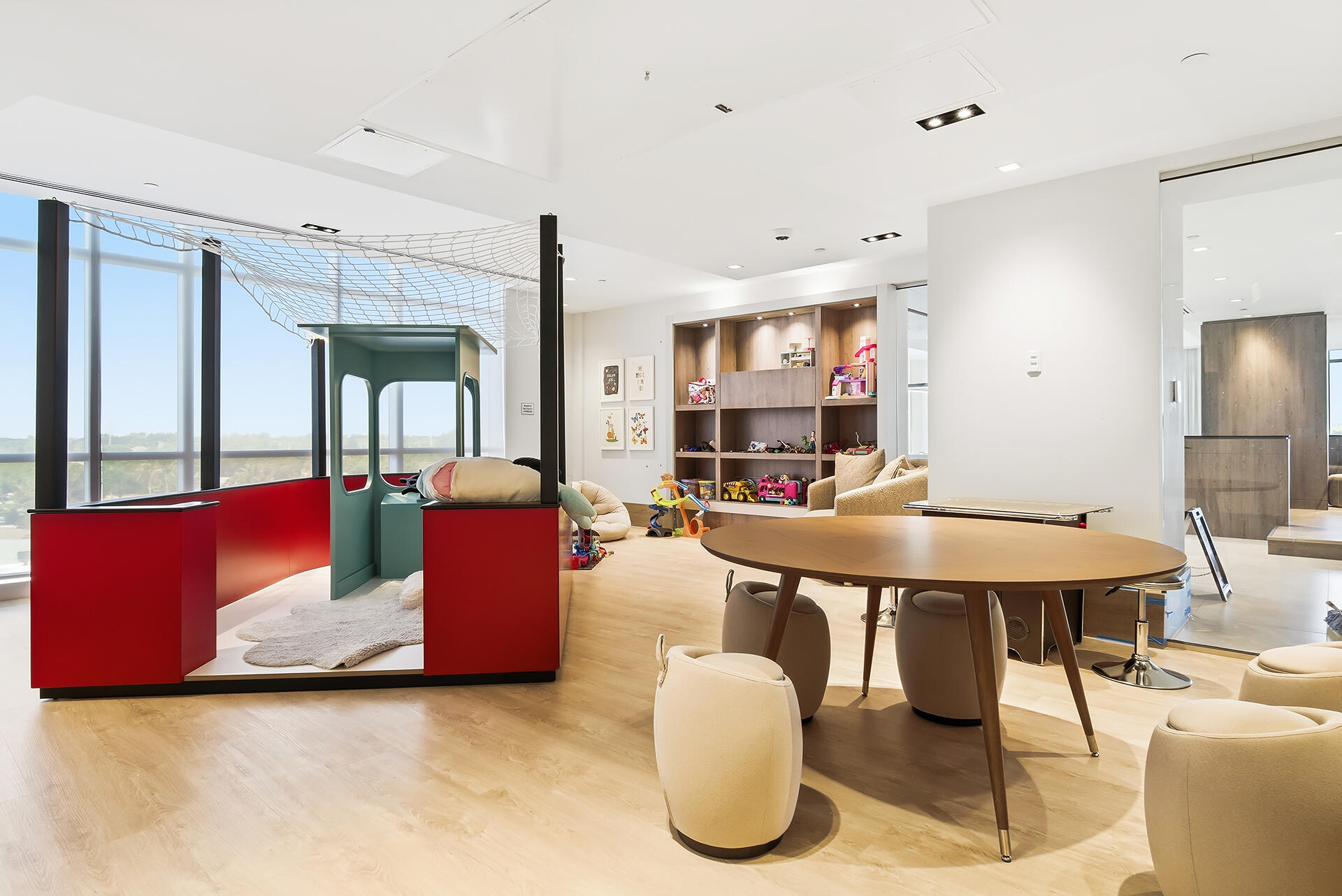 NAUTILUS 220 CONDO - Residential Lease