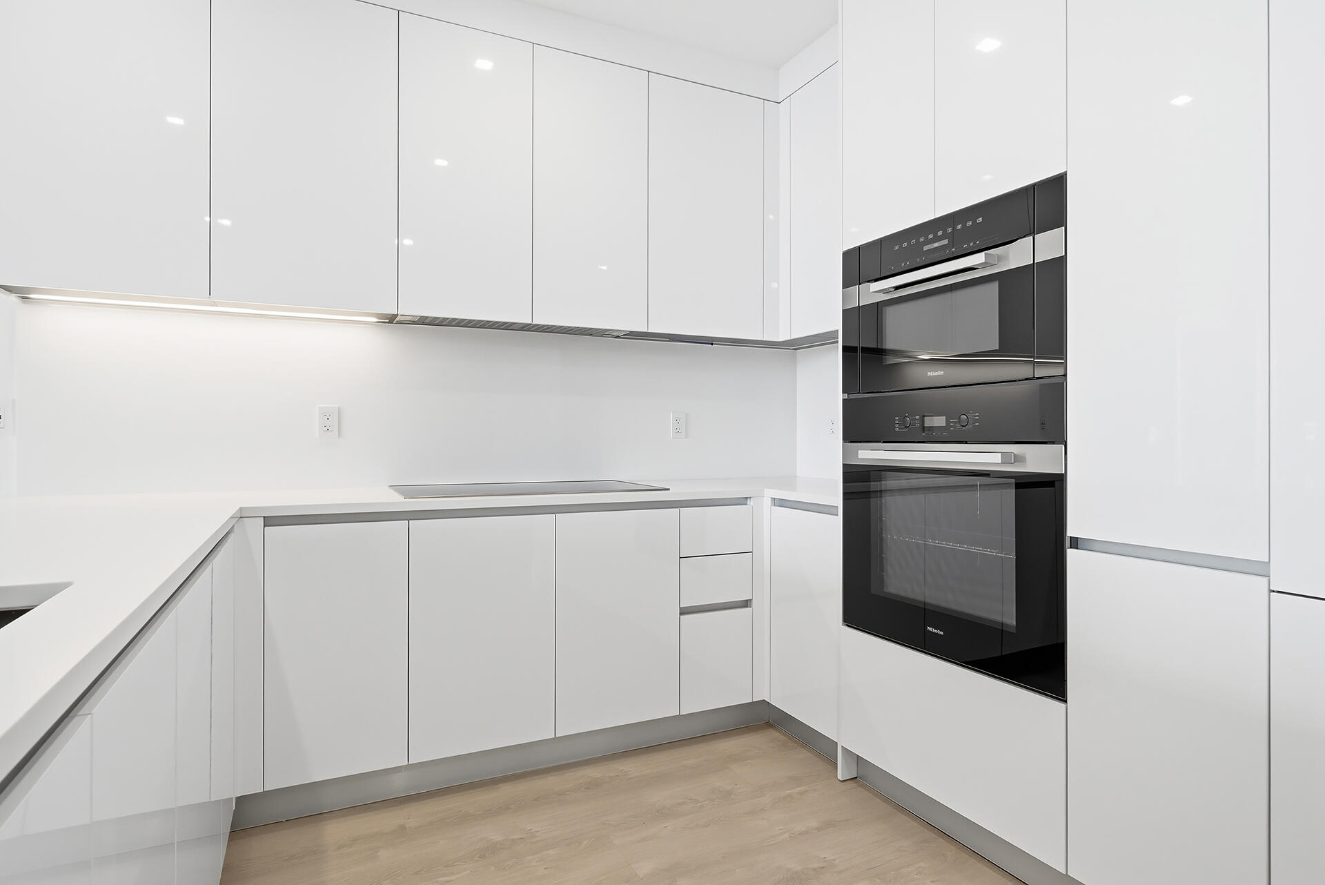 NAUTILUS 220 CONDO - Residential Lease