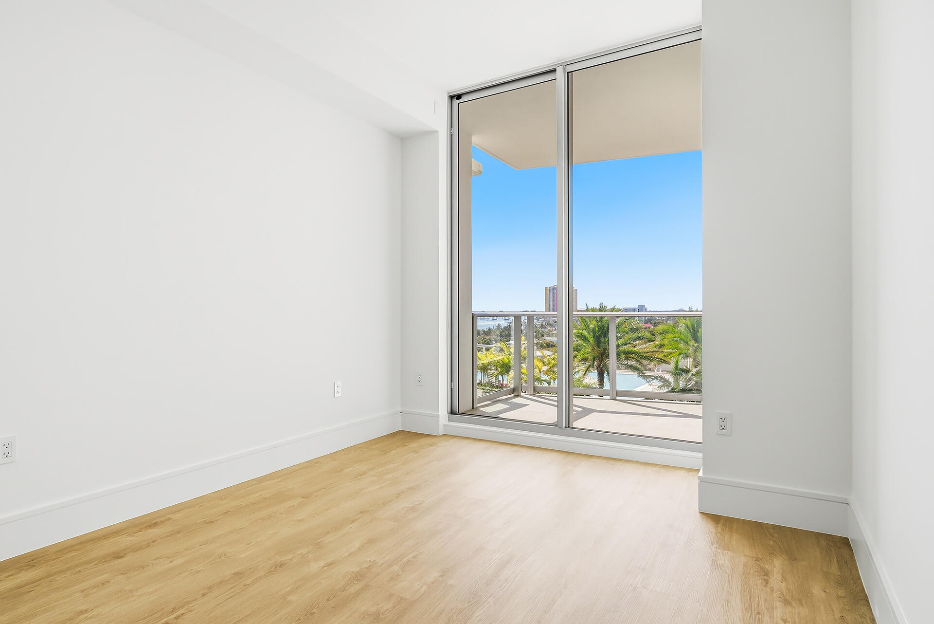 NAUTILUS 220 CONDO - Residential Lease