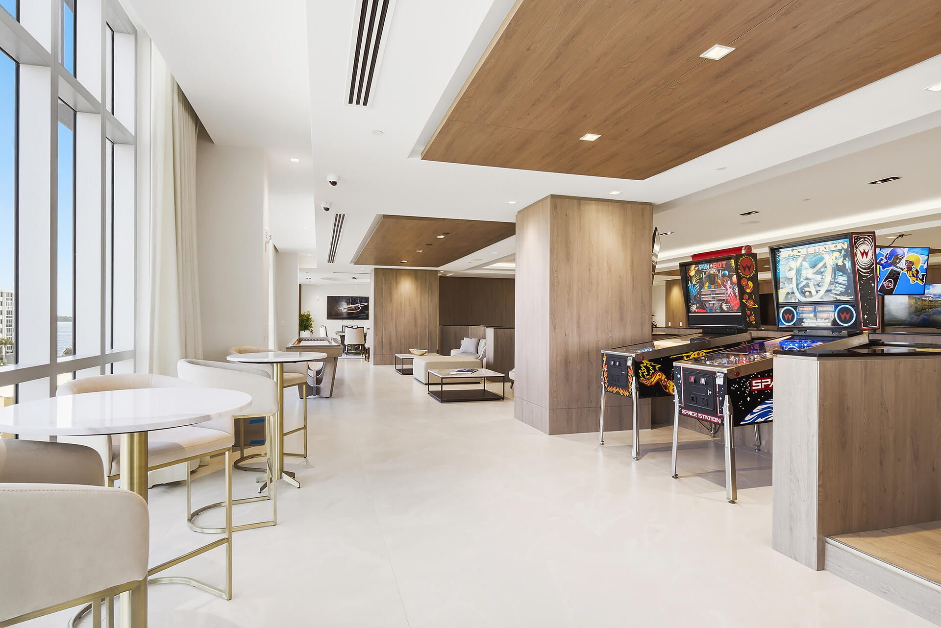 NAUTILUS 220 CONDO - Residential Lease