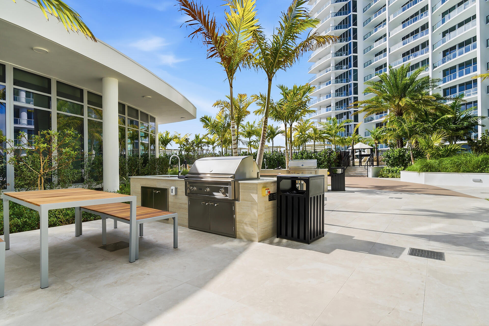 NAUTILUS 220 CONDO - Residential Lease