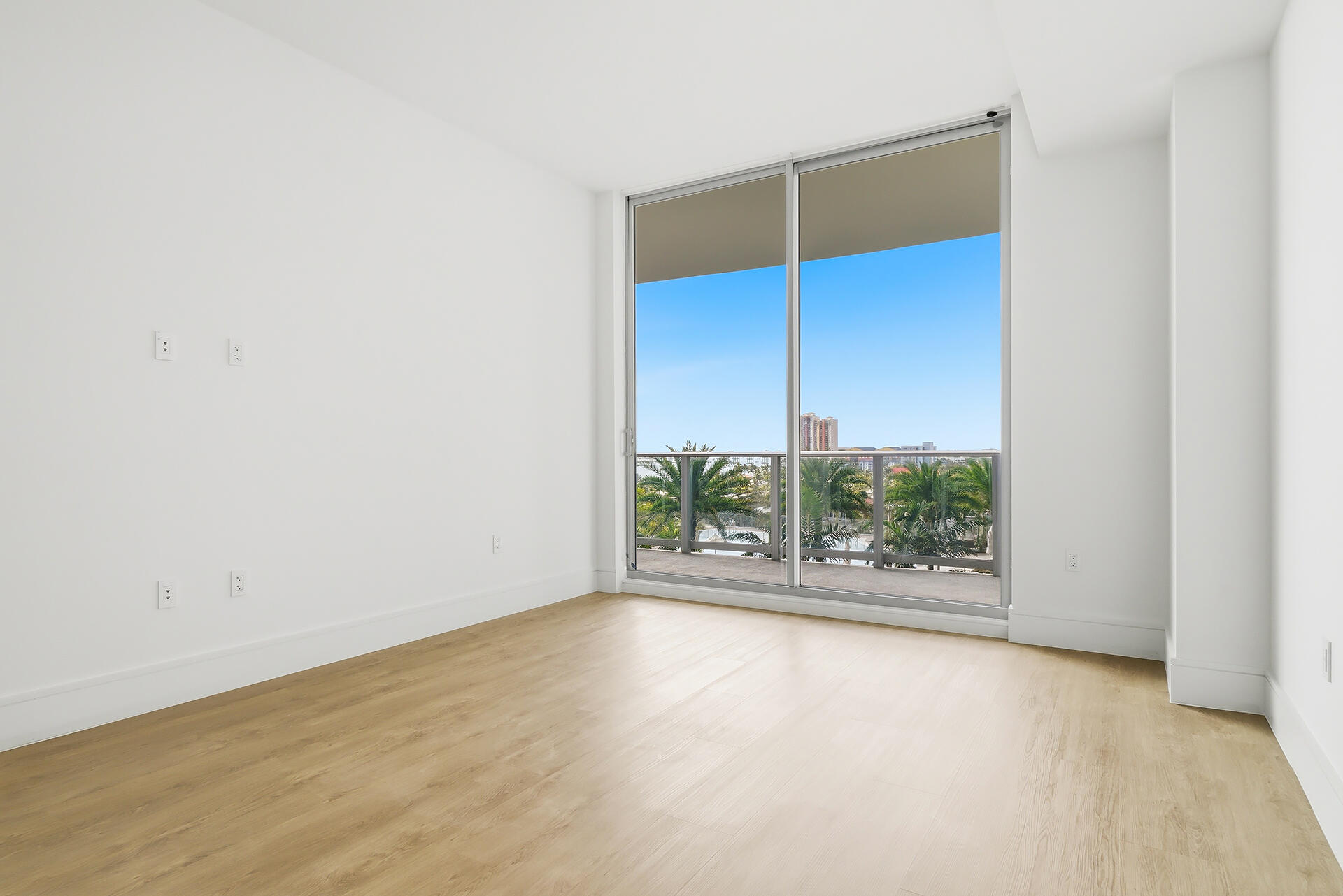 NAUTILUS 220 CONDO - Residential Lease