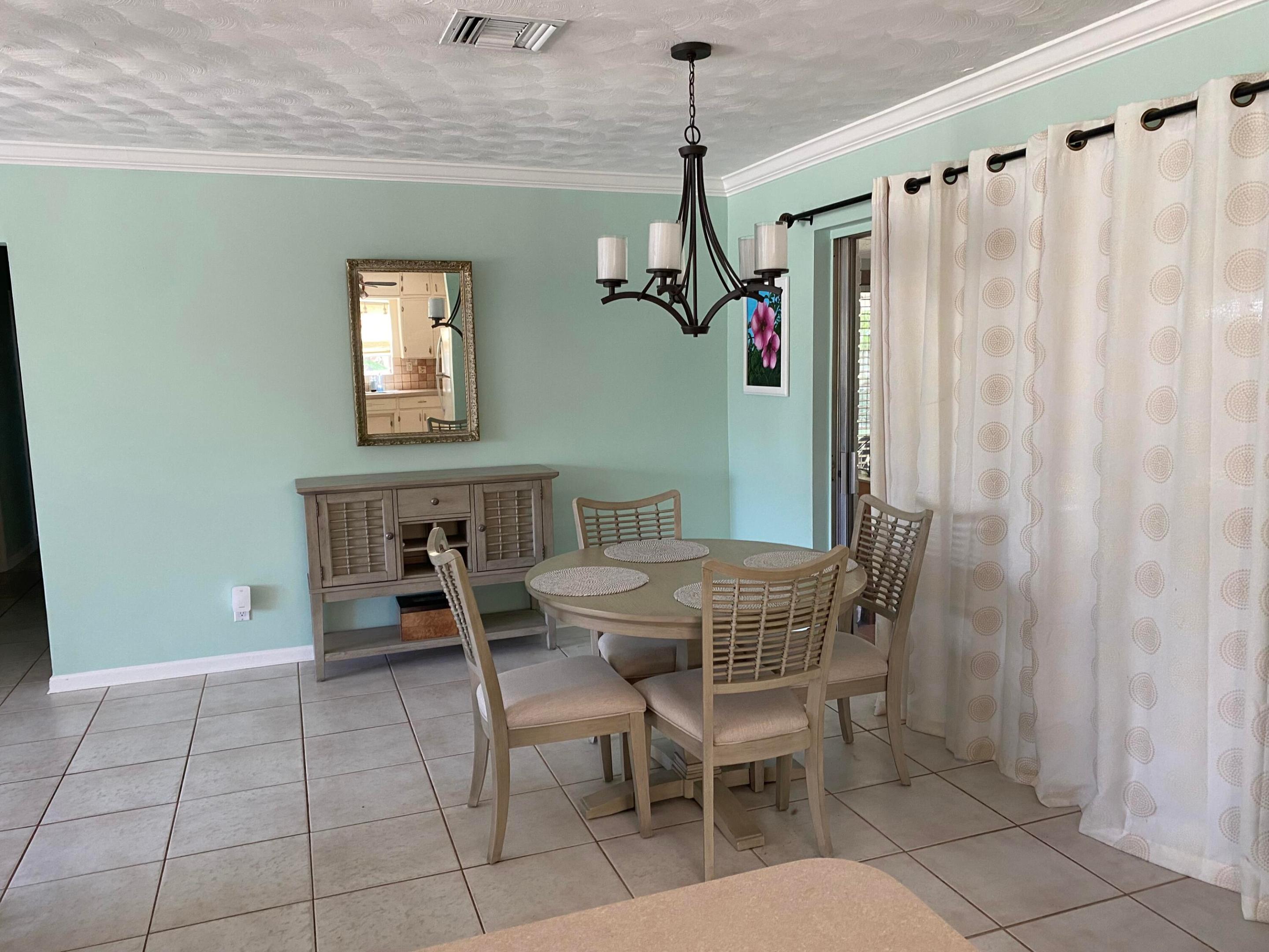 NORTH PALM BEACH VILLAGE OF 1 - Residential Lease