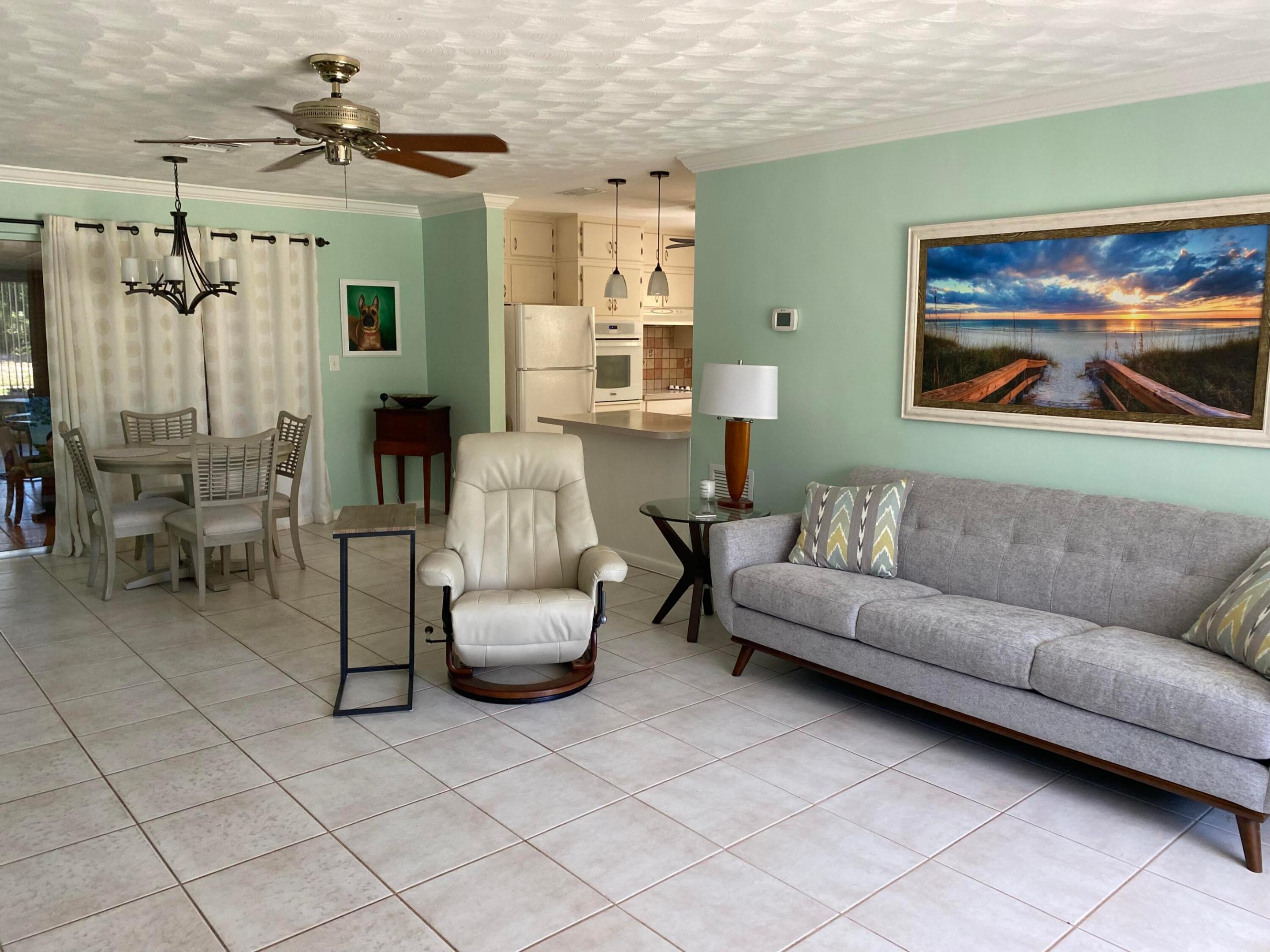 NORTH PALM BEACH VILLAGE OF 1 - Residential Lease