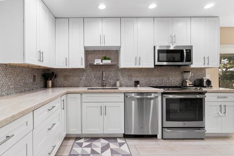 Tiny photo for 31 Westgate Lane #31c, Boynton Beach, FL 33436 (MLS # B26014156)