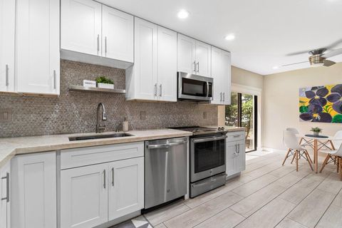 Tiny photo for 31 Westgate Lane #31c, Boynton Beach, FL 33436 (MLS # B26014156)