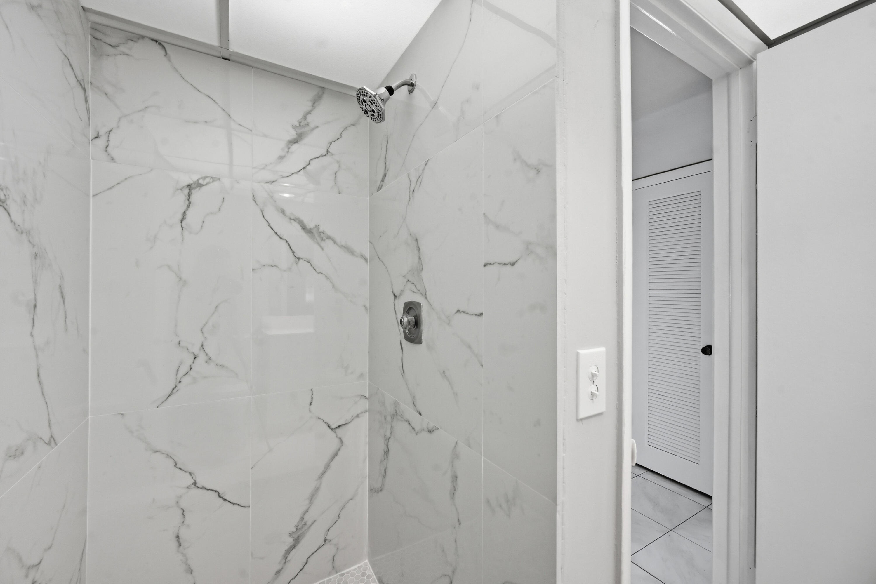 KINGS POINT BURGUNDY CONDOS - Residential