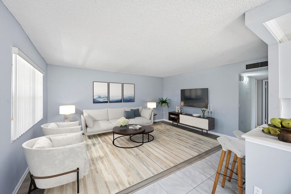 Photo of 422 Burgundy I, Delray Beach, FL 33484 (MLS # B26007712)