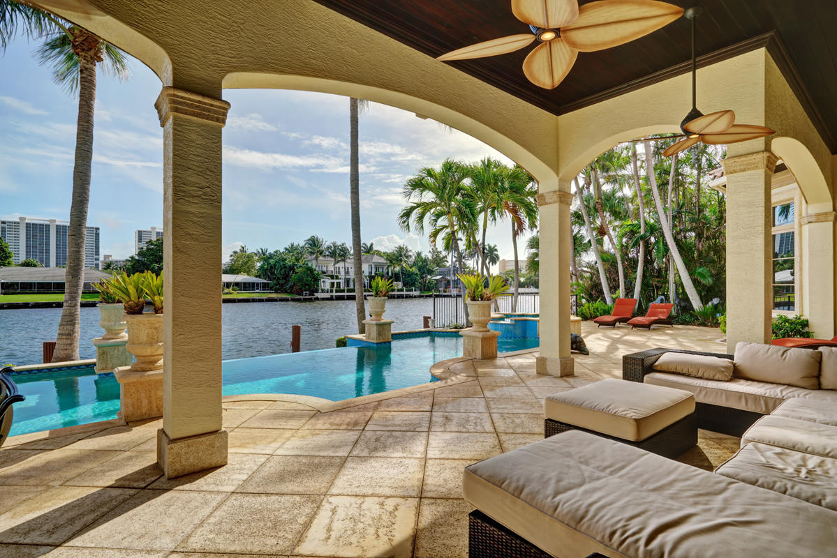 ROYAL PALM YACHT & COUNTR - Residential