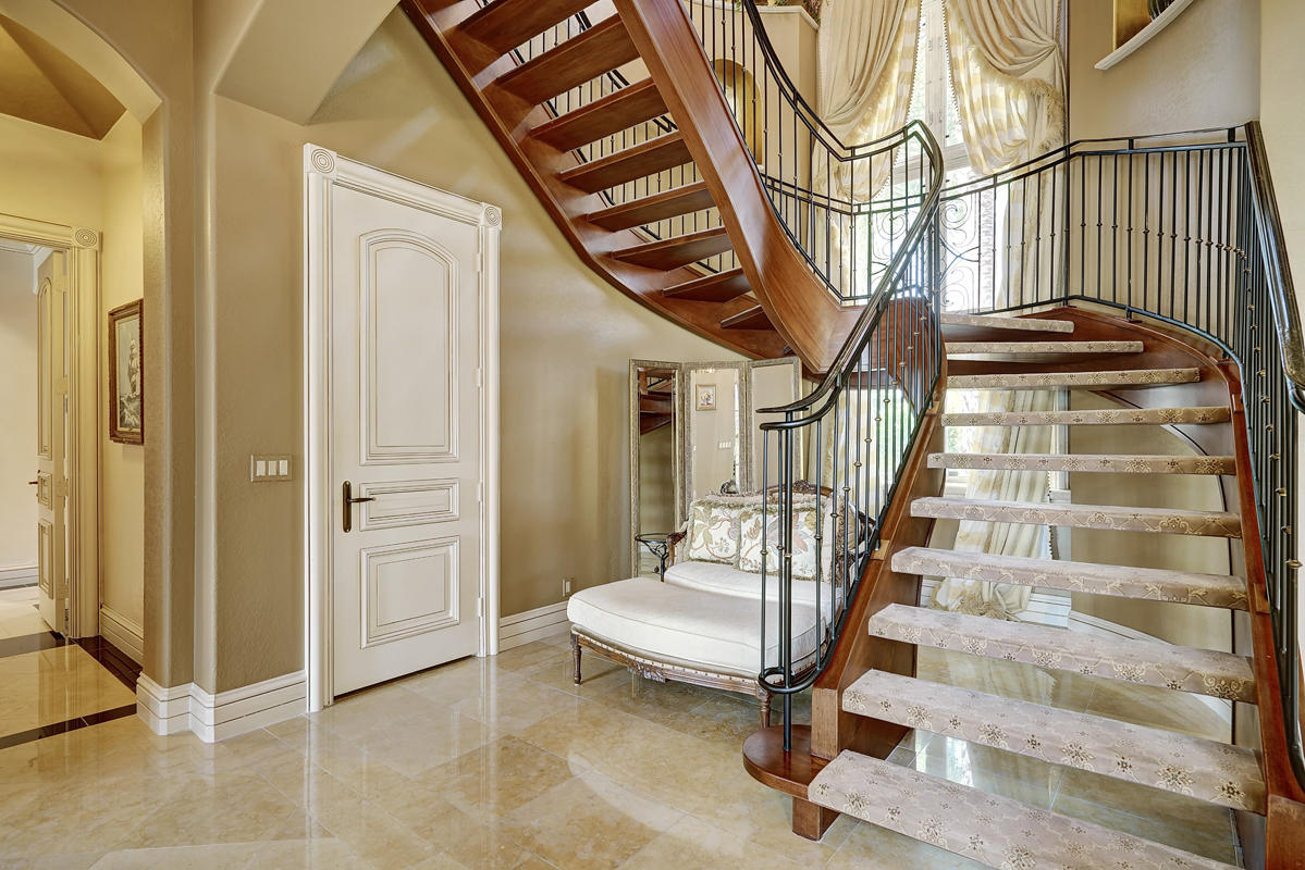 ROYAL PALM YACHT & COUNTR - Residential