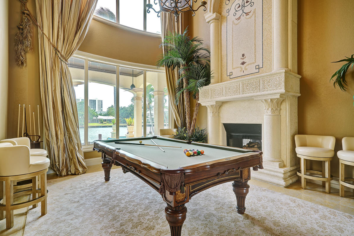 ROYAL PALM YACHT & COUNTR - Residential