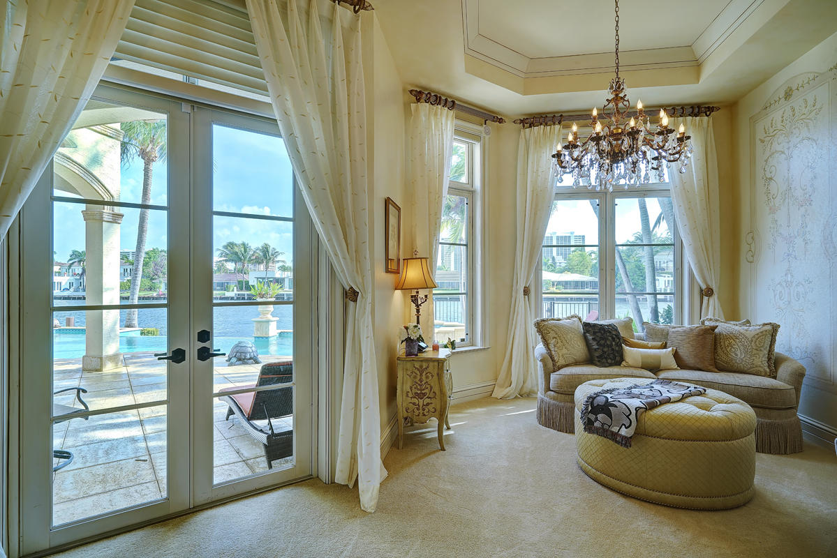 ROYAL PALM YACHT & COUNTR - Residential