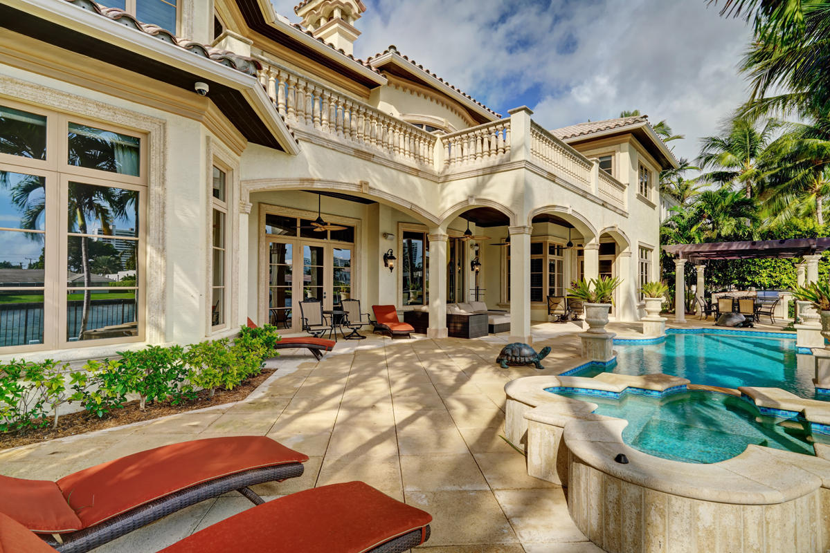 ROYAL PALM YACHT & COUNTR - Residential