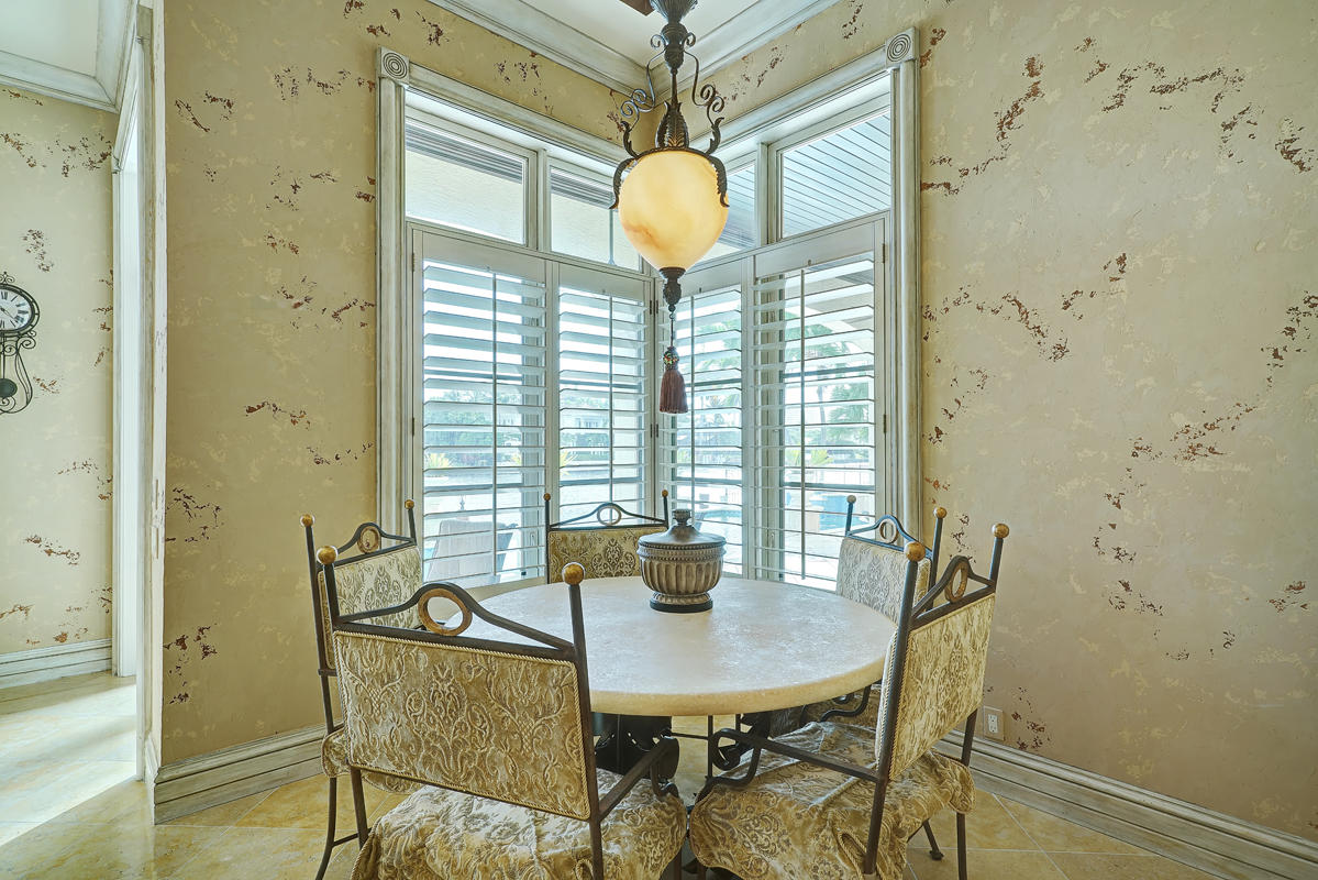 ROYAL PALM YACHT & COUNTR - Residential