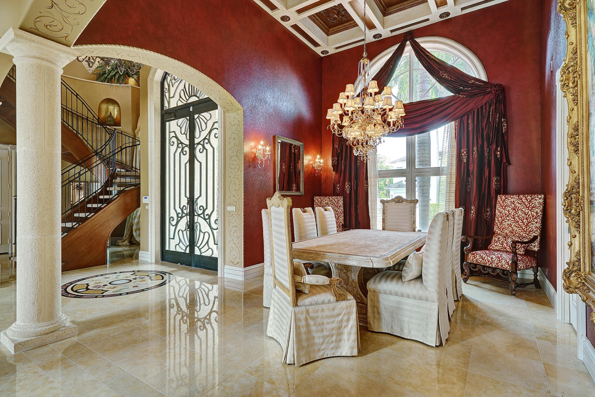 ROYAL PALM YACHT & COUNTR - Residential