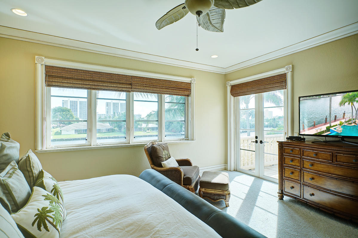 ROYAL PALM YACHT & COUNTR - Residential