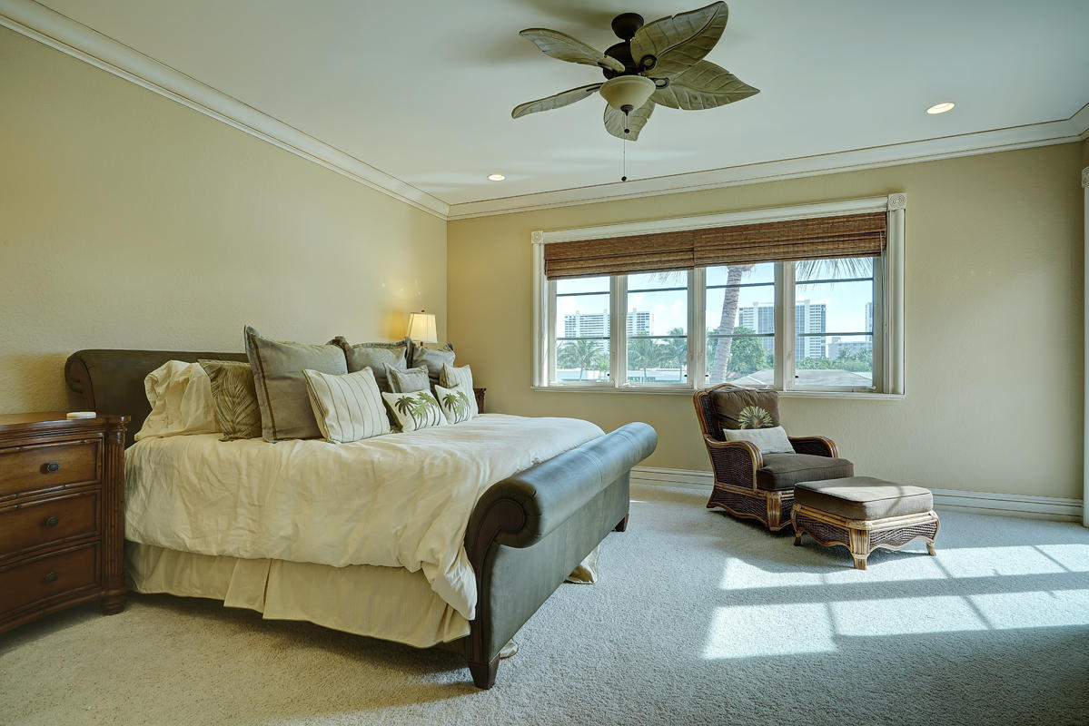 ROYAL PALM YACHT & COUNTR - Residential