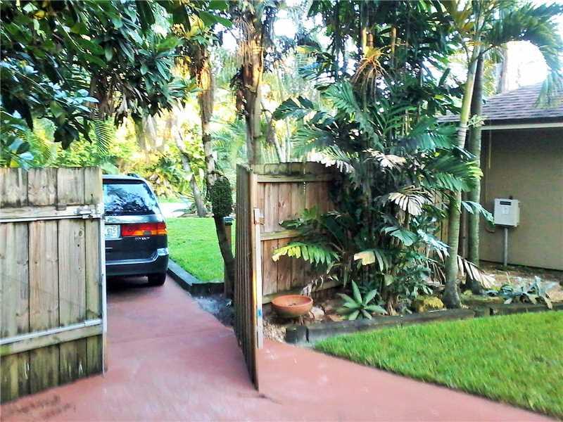 PORT ST LUCIE SECTION 17 - Residential