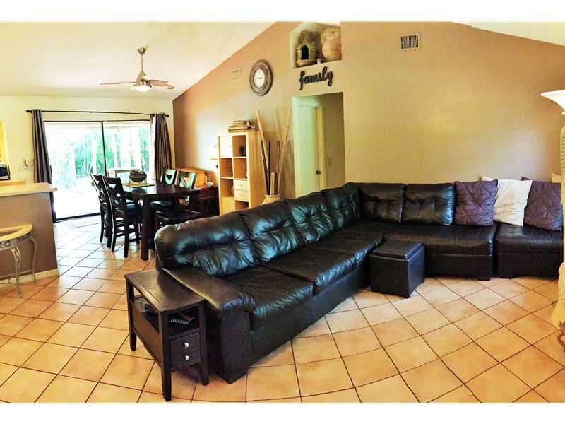 PORT ST LUCIE SECTION 17 - Residential