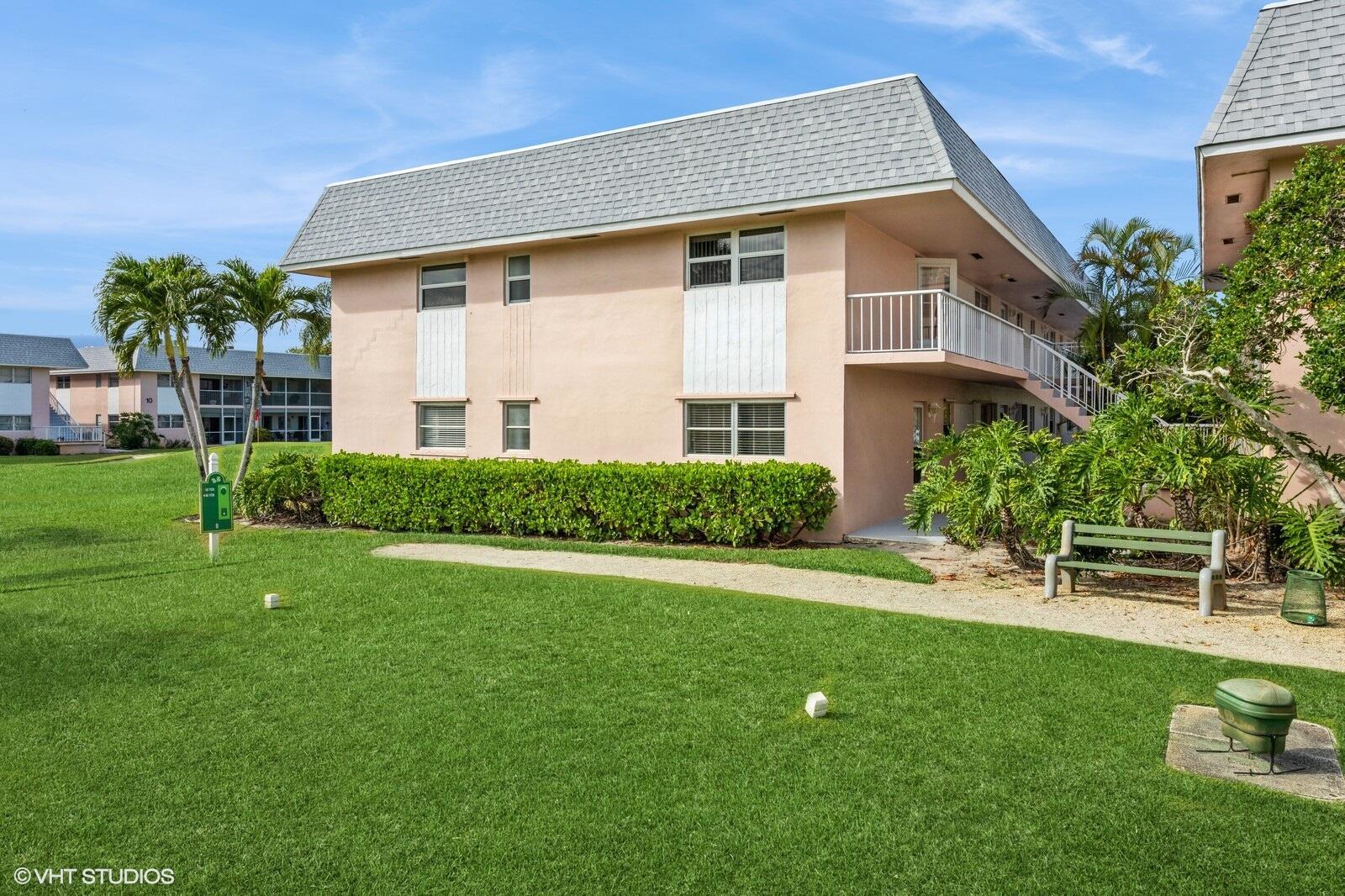 THE LITTLE CLUB CONDO - Residential