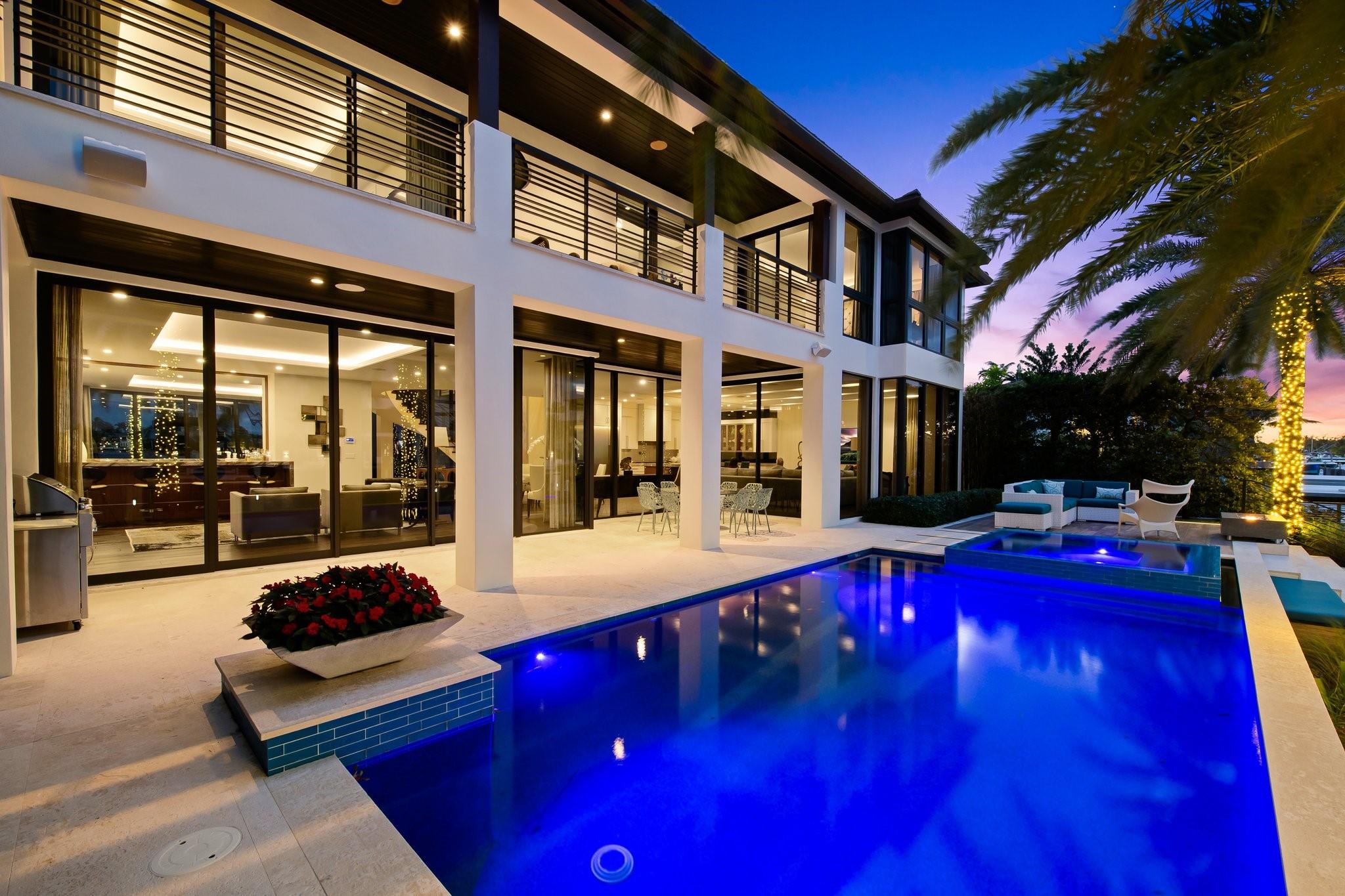 Lauderdale Harbors - Residential