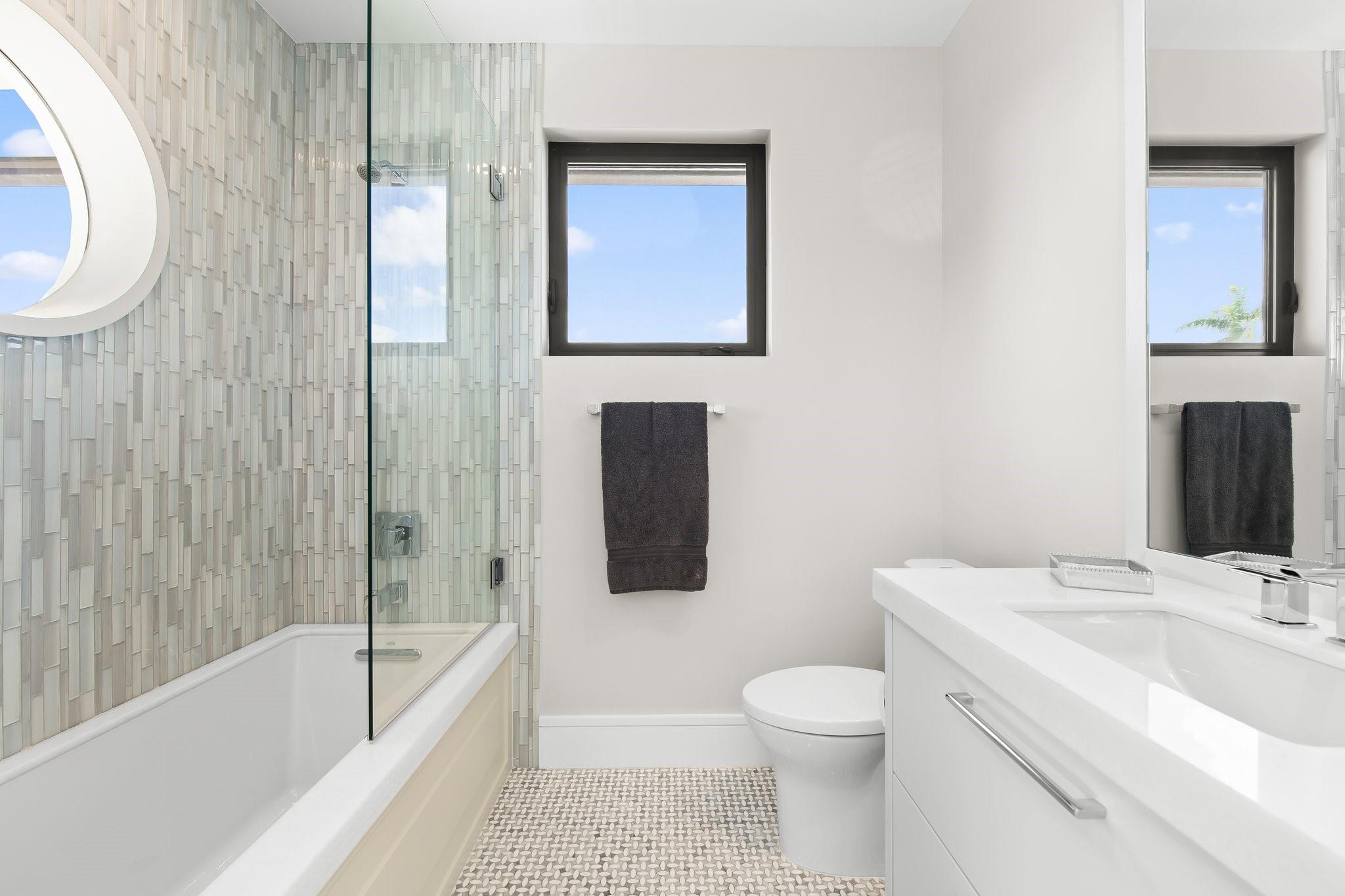 Lauderdale Harbors - Residential