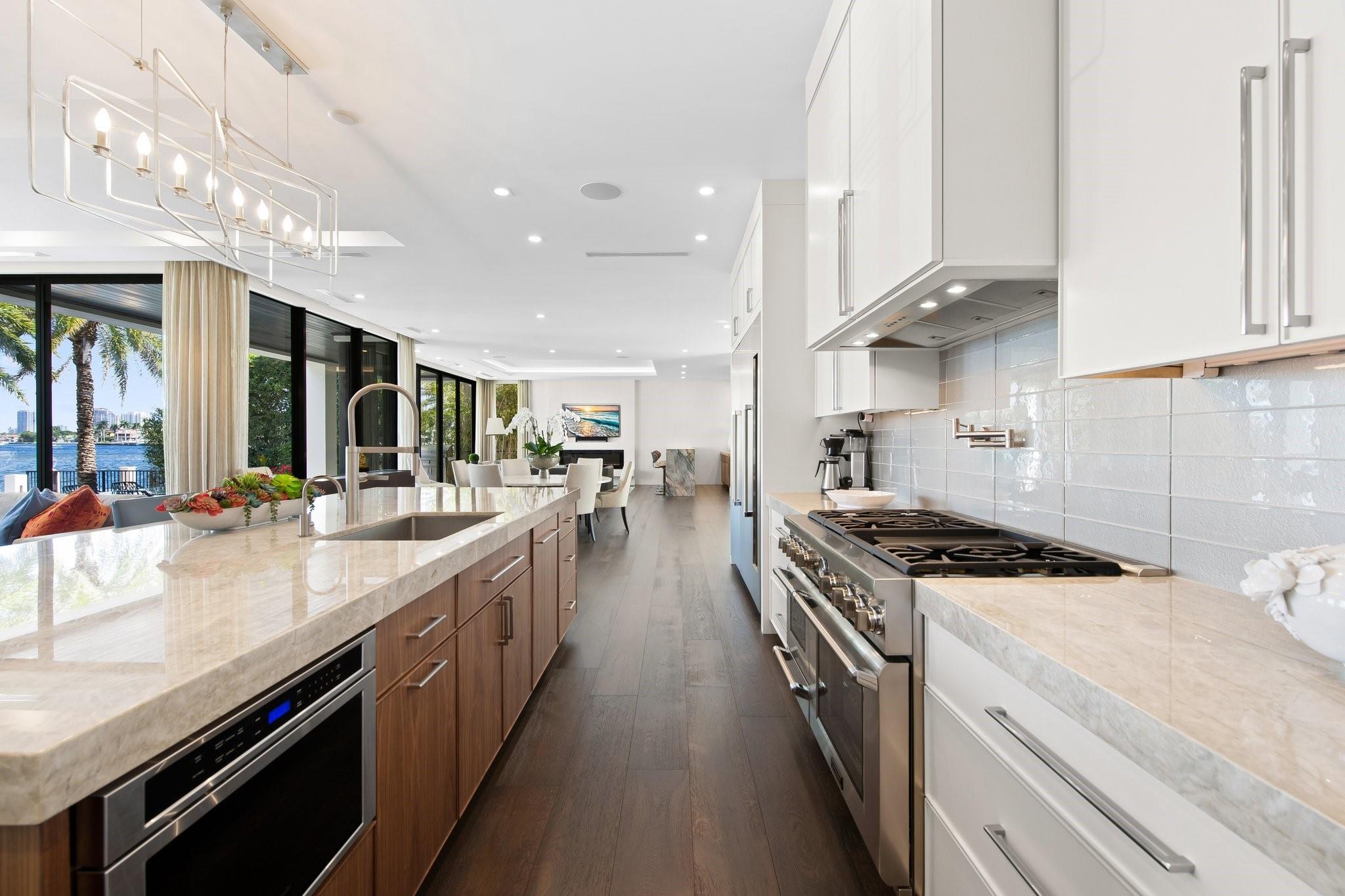 Lauderdale Harbors - Residential