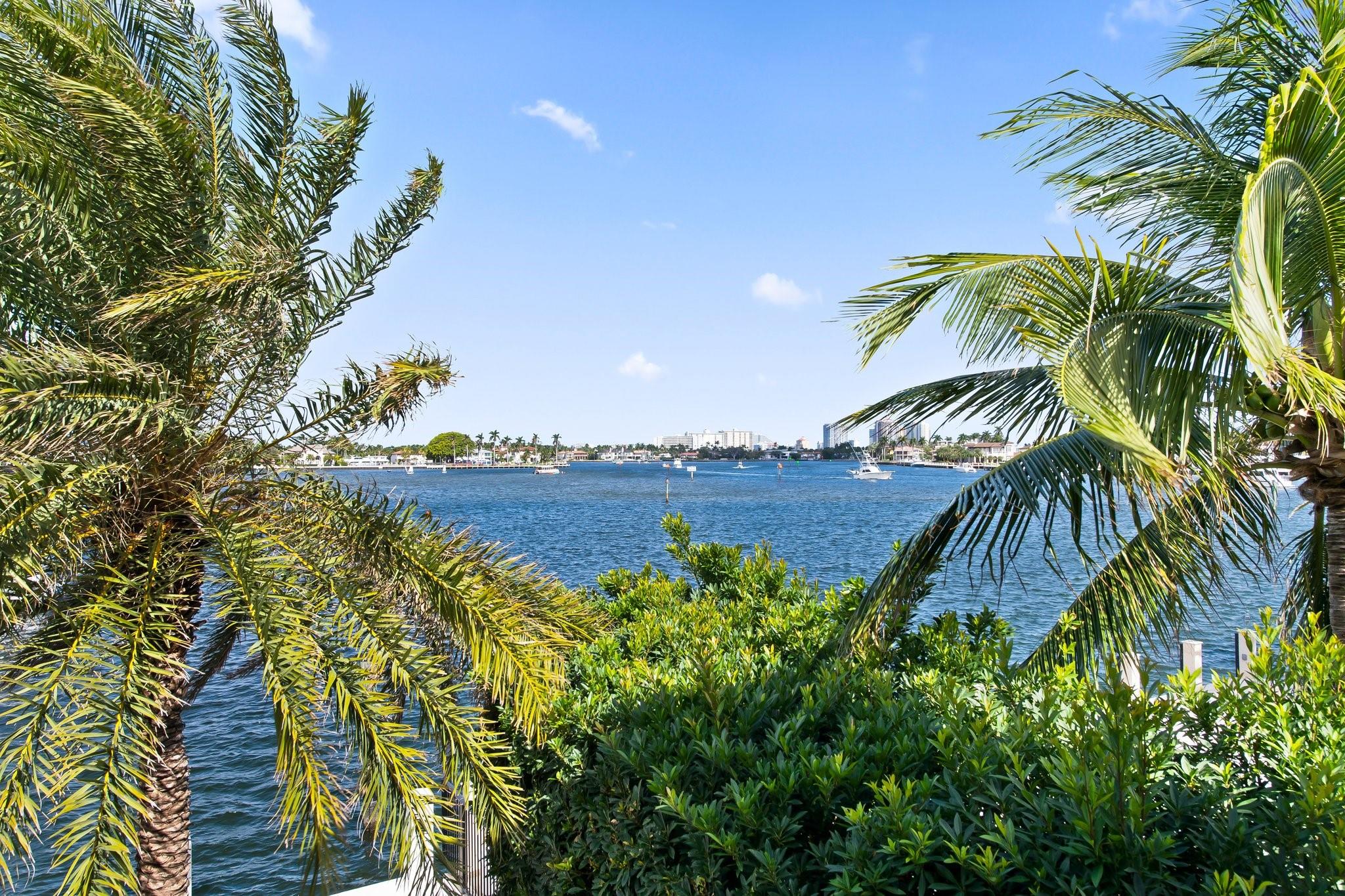 Lauderdale Harbors - Residential