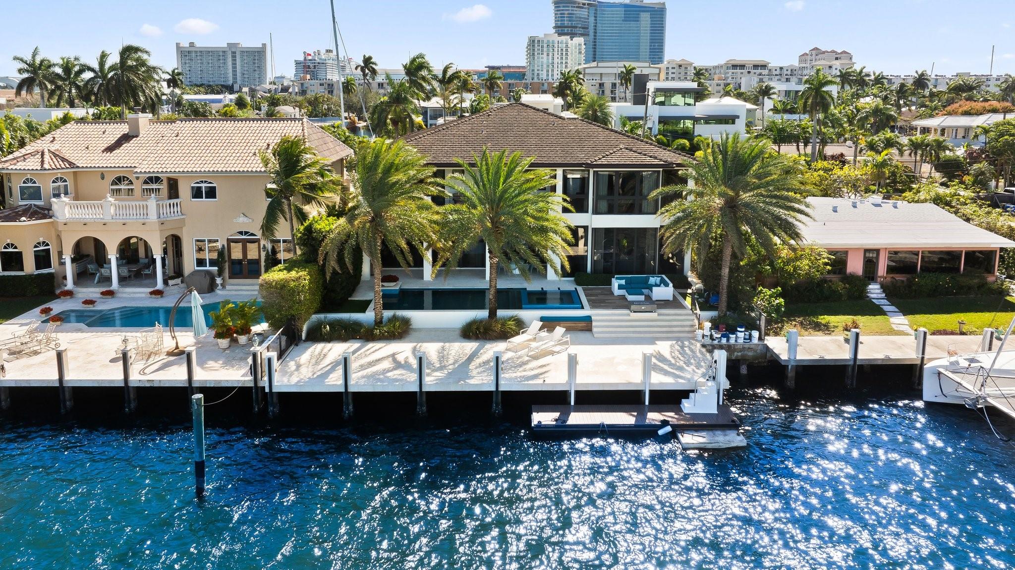 Lauderdale Harbors - Residential